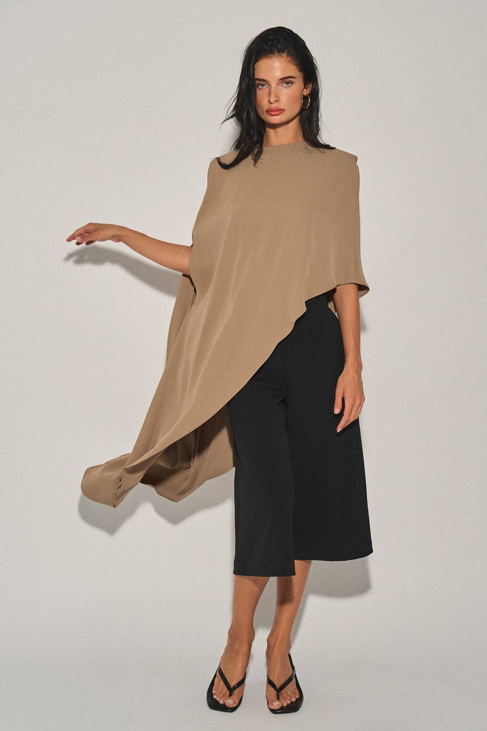 M0037T LADIES WOVEN OVERSIZED ASYMMETRICAL CAPE TOP: DK Taupe / M