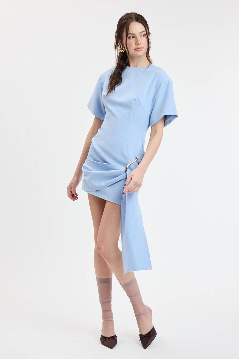 SOFT SOLID COLOR PADDED SHOULDER MINI DRESS: CREAM / L