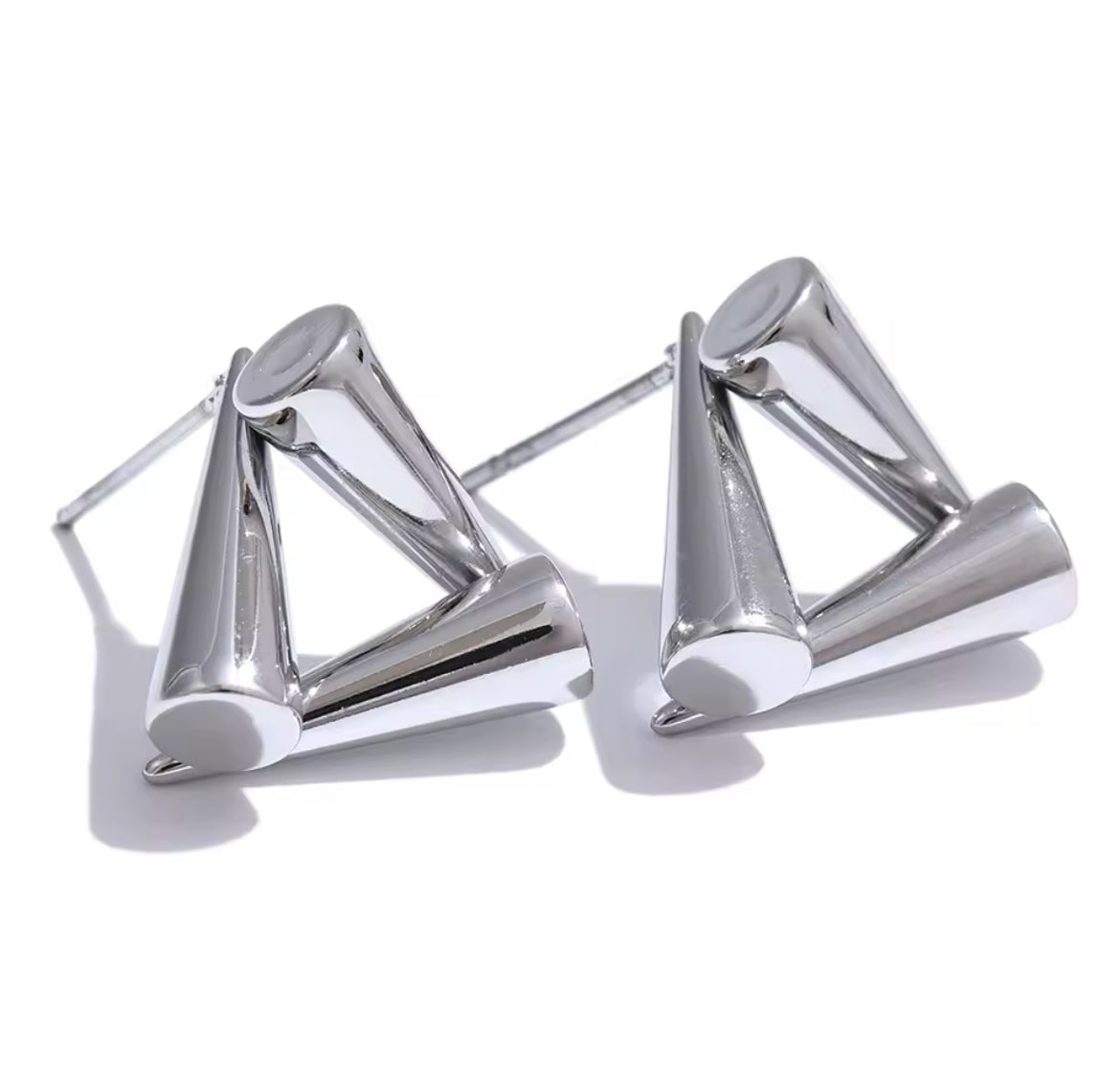 TRIANGLE CONE EARRINGS