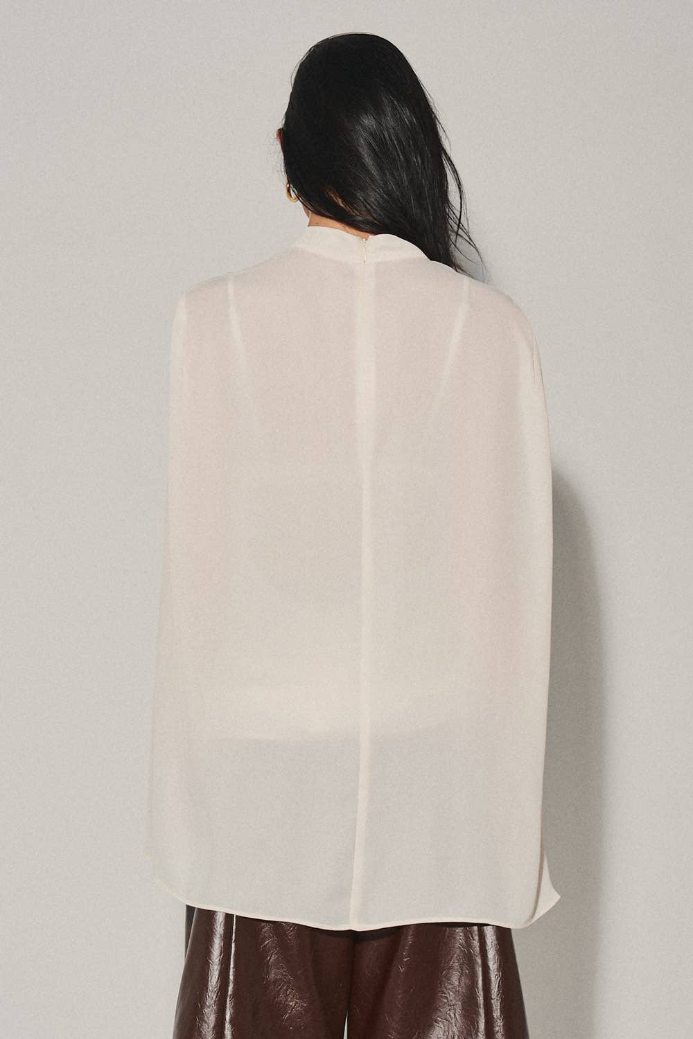 M0063T LADIES WOVEN HIGH-NECK CAPE STYLE TOP : Black / M