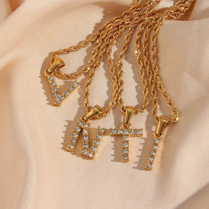 INITIAL ROPE CHAIN NECKLACE
